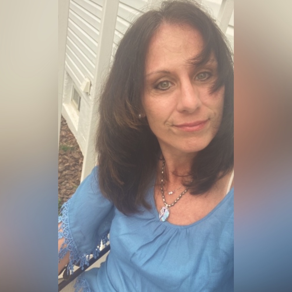 Meet your Posher, Joann